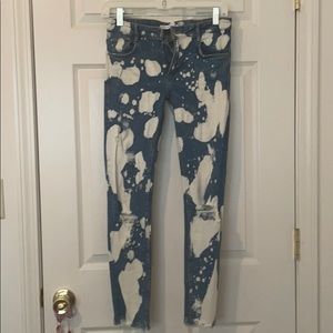 Zara deconstructed, bleached skinny jean
